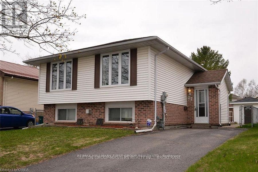 27 DAUPHIN AVENUE, Kingston, Ontario