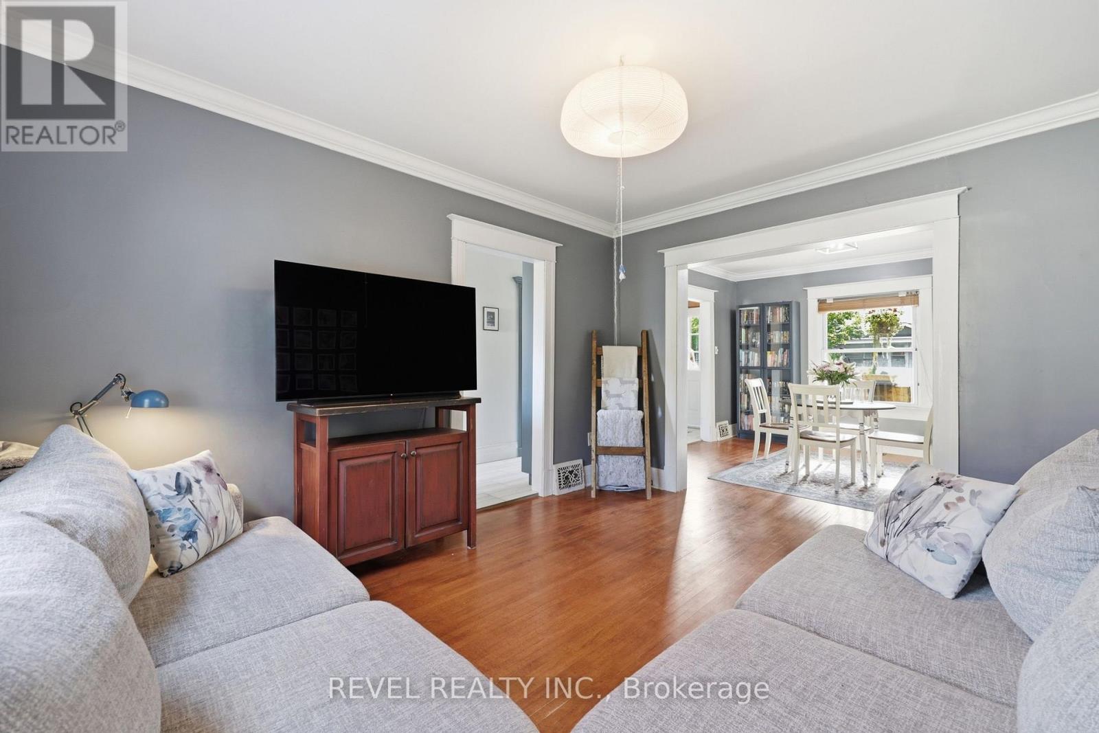 52 Berryman Avenue, St. Catharines, Ontario  L2R 3W9 - Photo 11 - X13689604