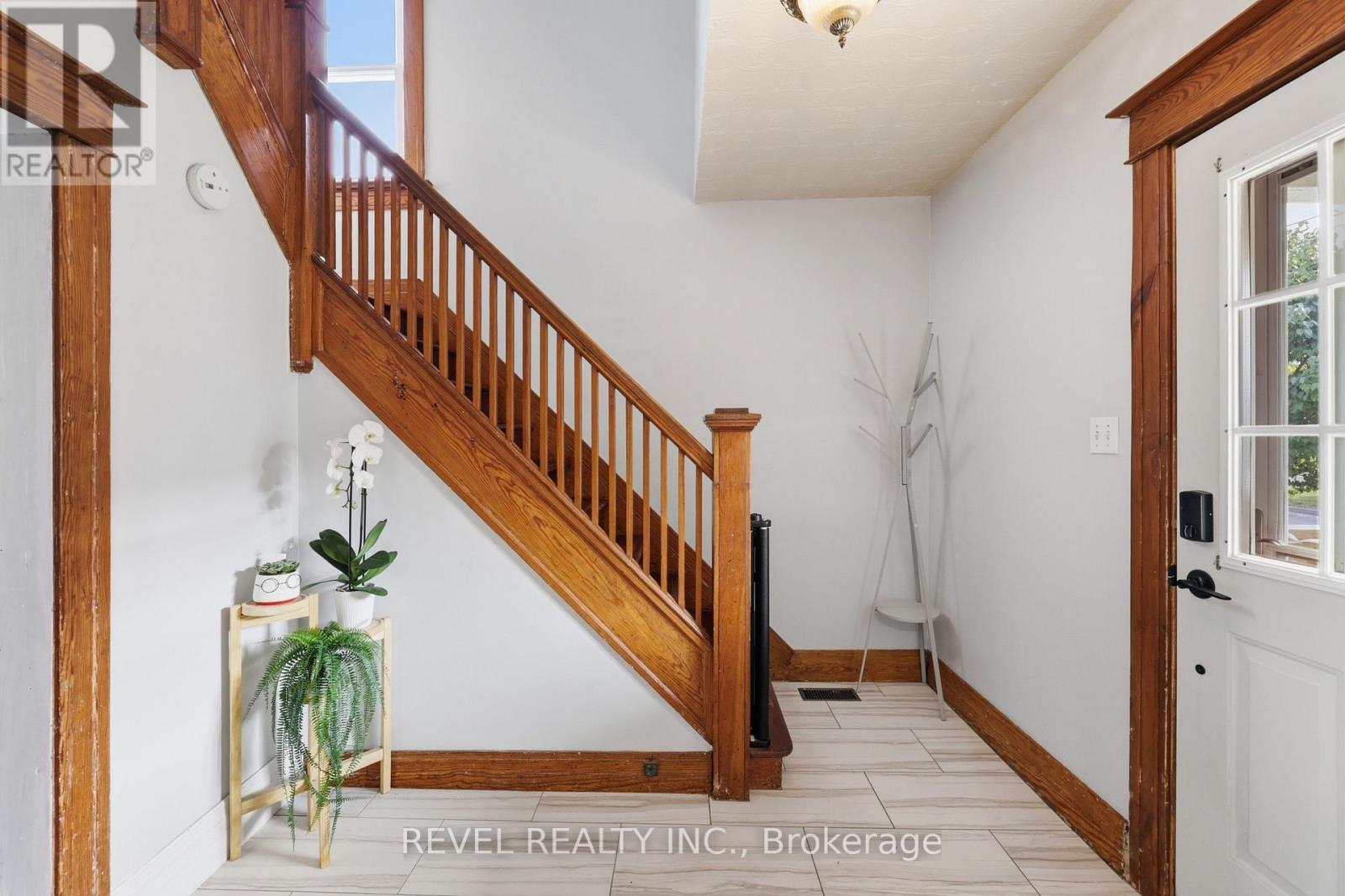 52 Berryman Avenue, St. Catharines, Ontario  L2R 3W9 - Photo 16 - X13689604