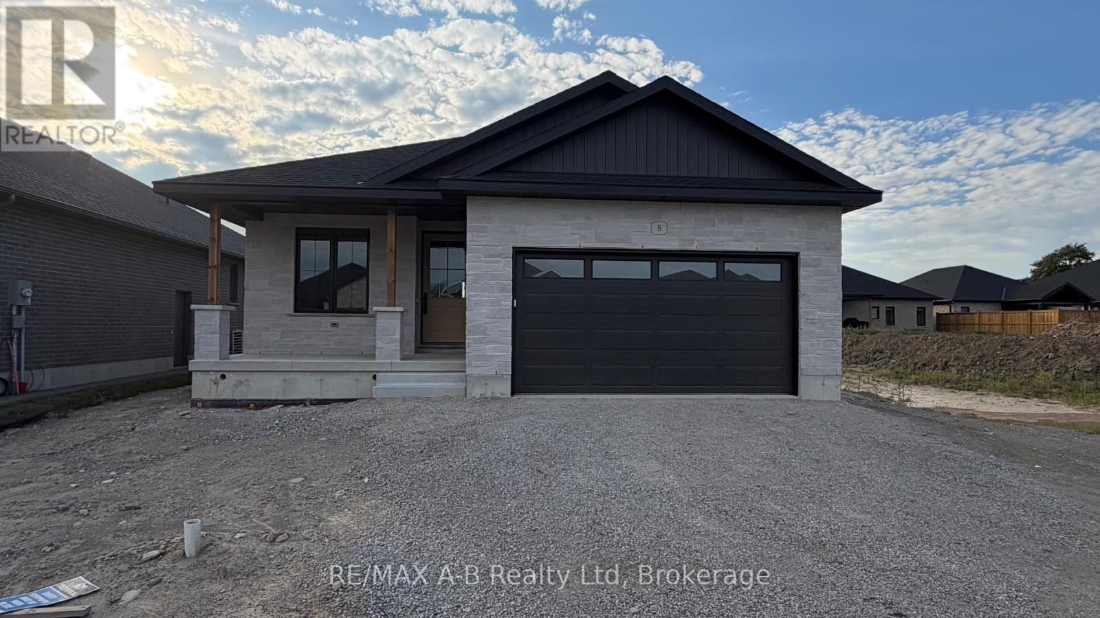 8 Orchard Drive, Stratford, Ontario  N5A 0L1 - Photo 20 - X13547326