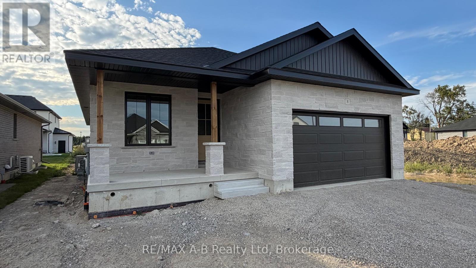 8 Orchard Drive, Stratford, Ontario  N5A 0L1 - Photo 18 - X13547326