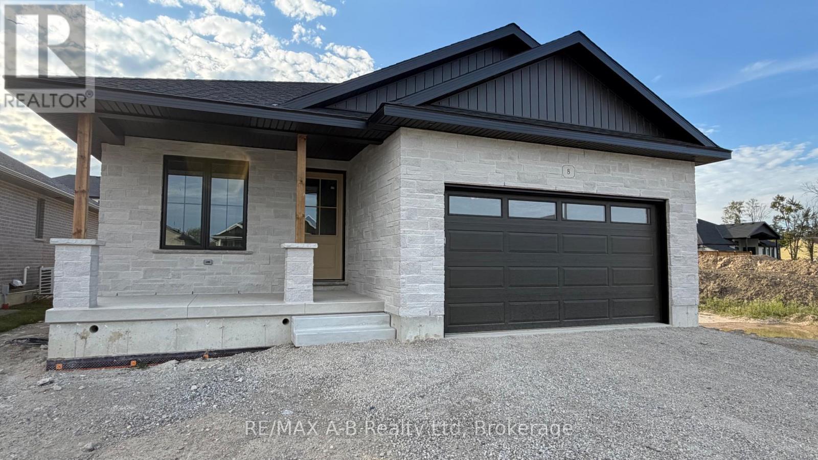 8 Orchard Drive, Stratford, Ontario  N5A 0L1 - Photo 19 - X13547326
