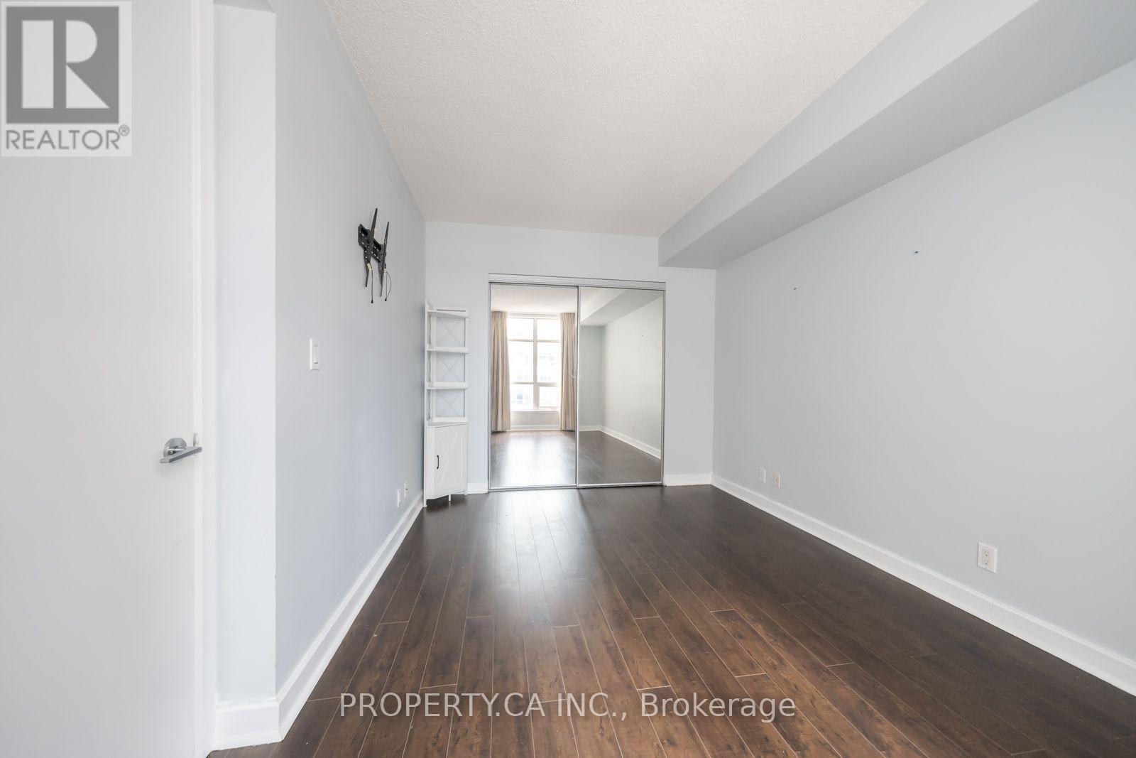 401 - 350 Wellington Street W, Toronto, Ontario  M5V 3W9 - Photo 15 - C13689228
