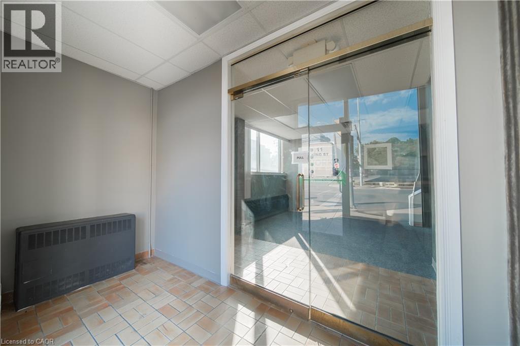 11 King Street, St. Catharines, Ontario  L2R 3H1 - Photo 6 - 40856814