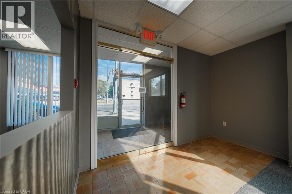 11 King Street, St. Catharines, Ontario  L2R 3H1 - Photo 9 - 40856814