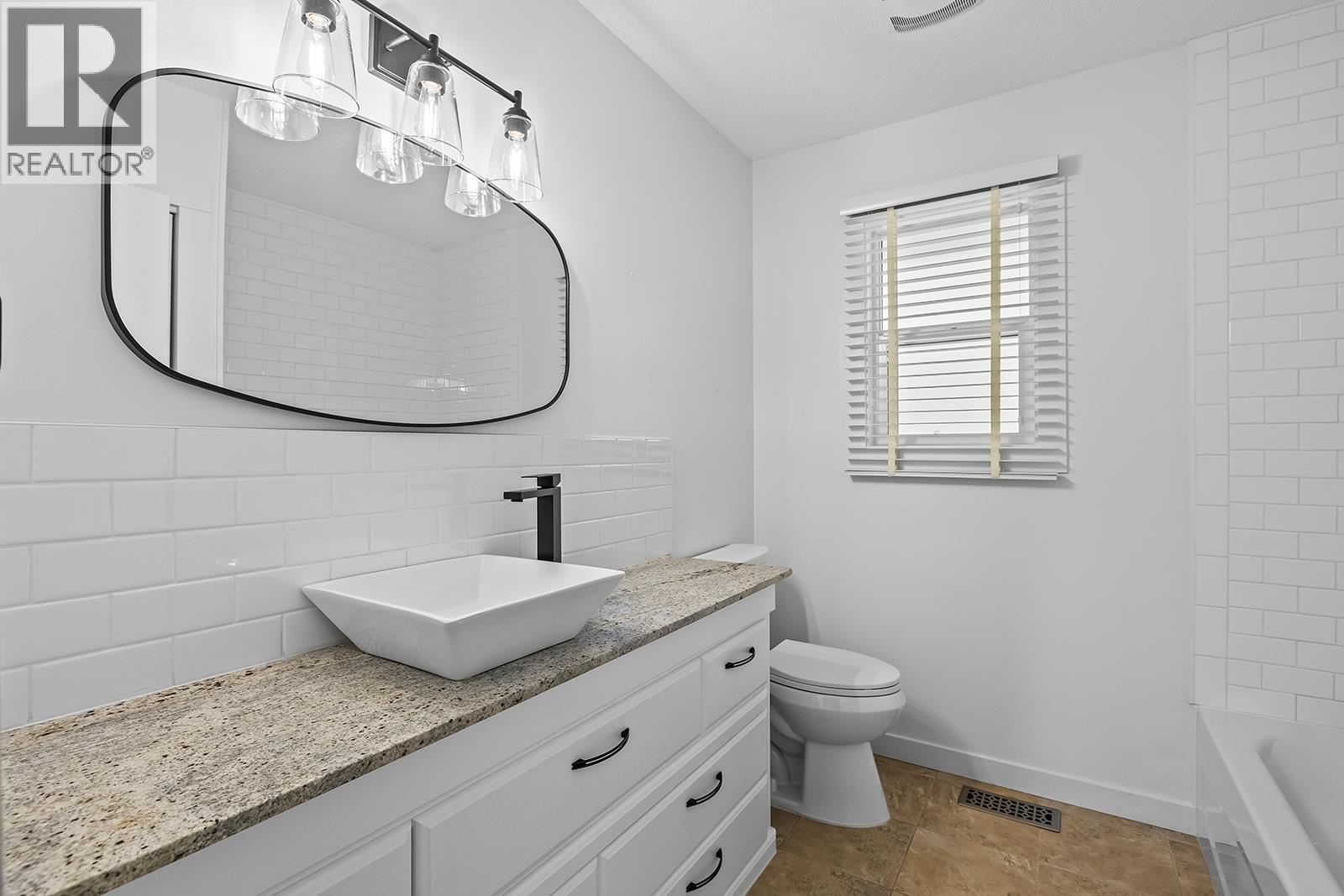 475 Collett Road, Kelowna, British Columbia  V1W 1K8 - Photo 19 - 10390506