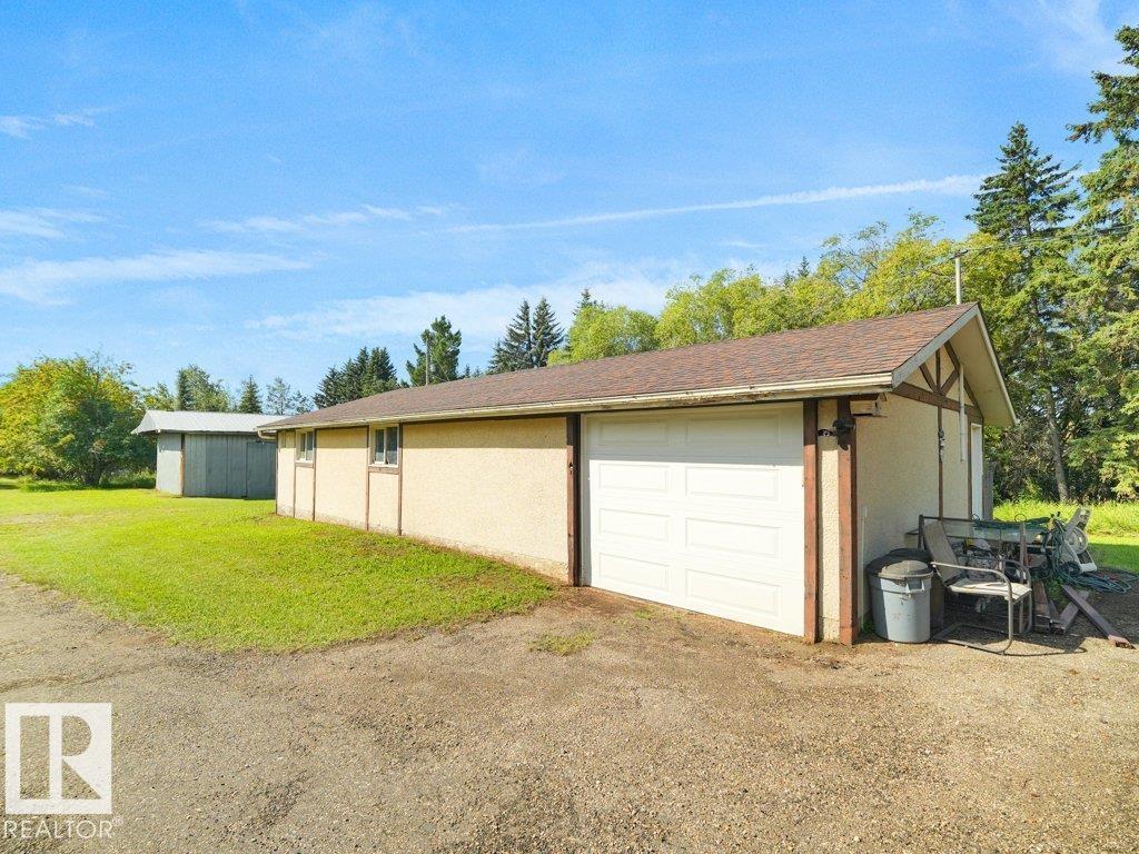 27208 Twp Road 522, Rural Parkland County, Alberta  T6X 3R6 - Photo 17 - E4499599