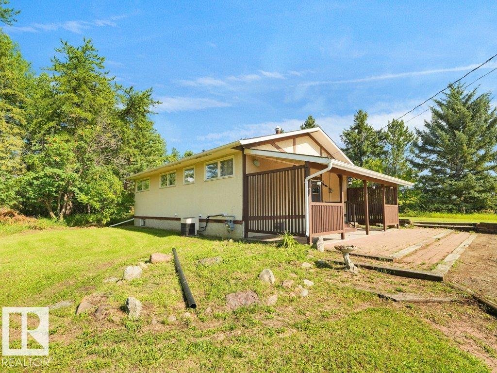 27208 Twp Road 522, Rural Parkland County, Alberta  T6X 3R6 - Photo 21 - E4499599
