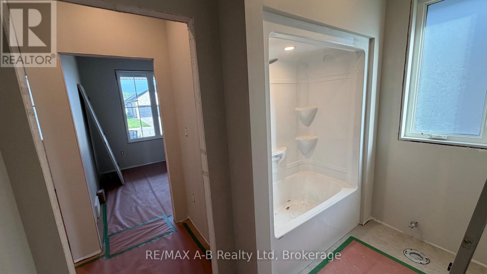 8 Orchard Drive, Stratford, Ontario  N5A 0L1 - Photo 34 - X13547326