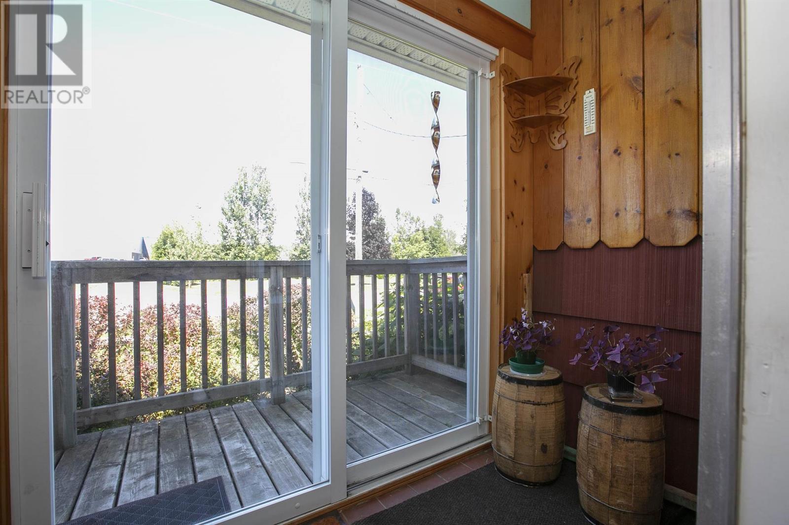 131 Mcmeeken St, Sault Ste. Marie, Ontario  P6A 3L7 - Photo 17 - SM262224