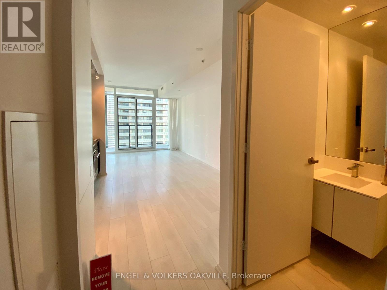 3310 - 125 Peter Street, Toronto, Ontario  M5V 0M2 - Photo 4 - C13689586