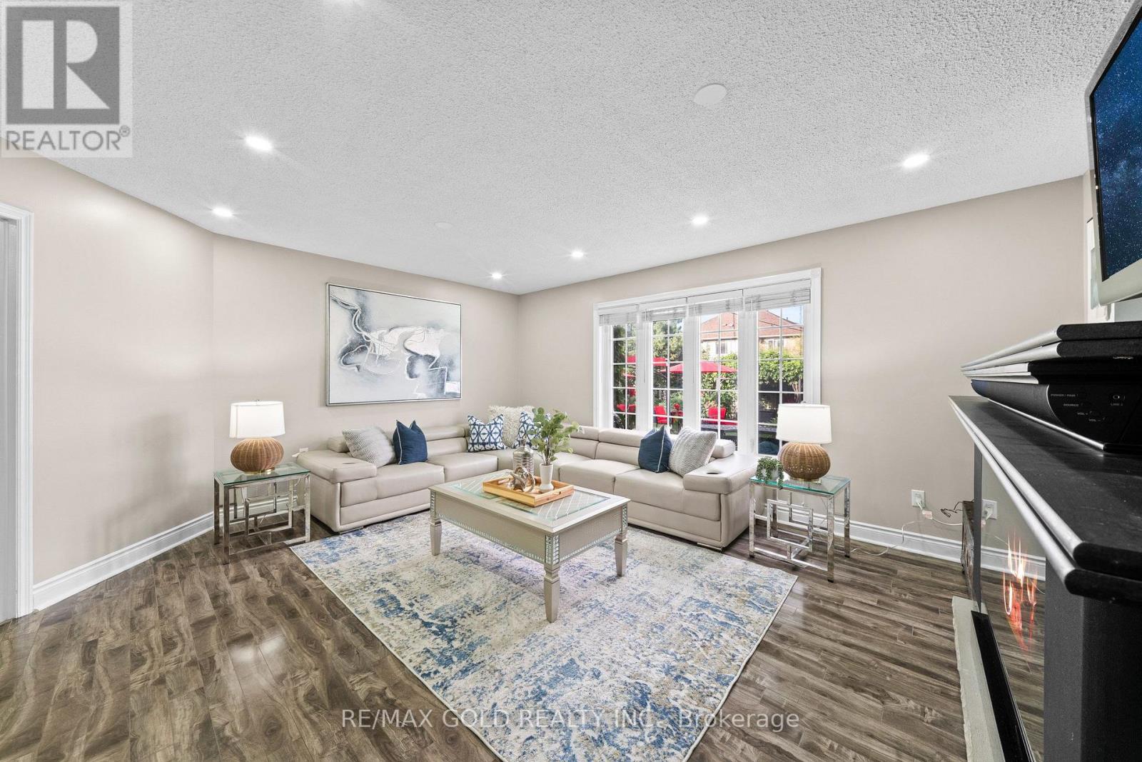 119 Mountainash Road, Brampton, Ontario L6R 1H8 - Photo 18 - W13678988