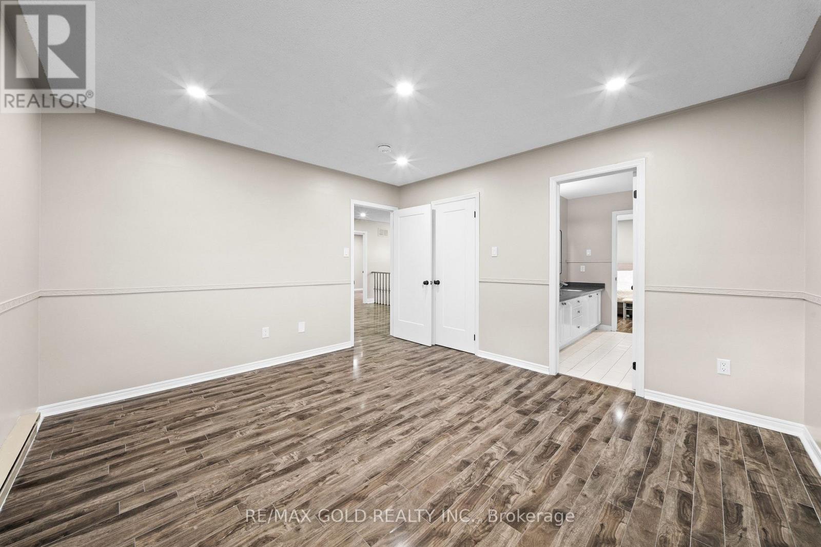 119 Mountainash Road, Brampton, Ontario L6R 1H8 - Photo 28 - W13678988
