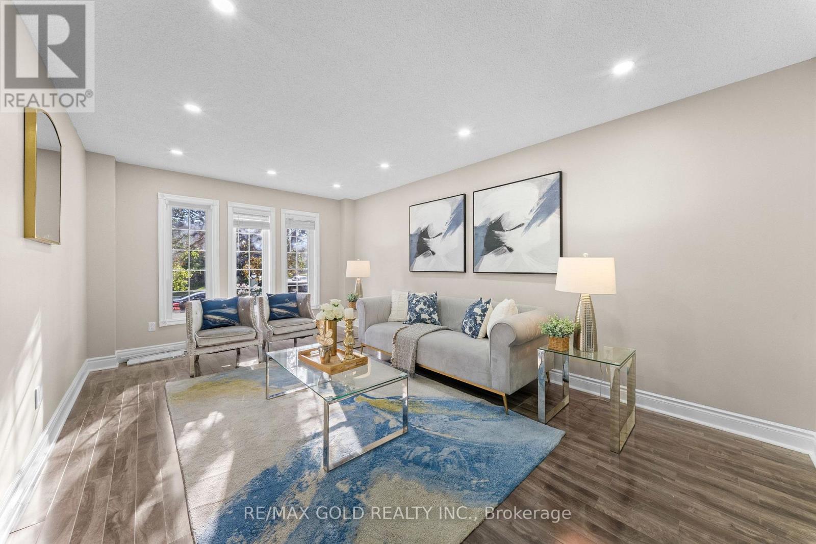 119 Mountainash Road, Brampton, Ontario L6R 1H8 - Photo 5 - W13678988