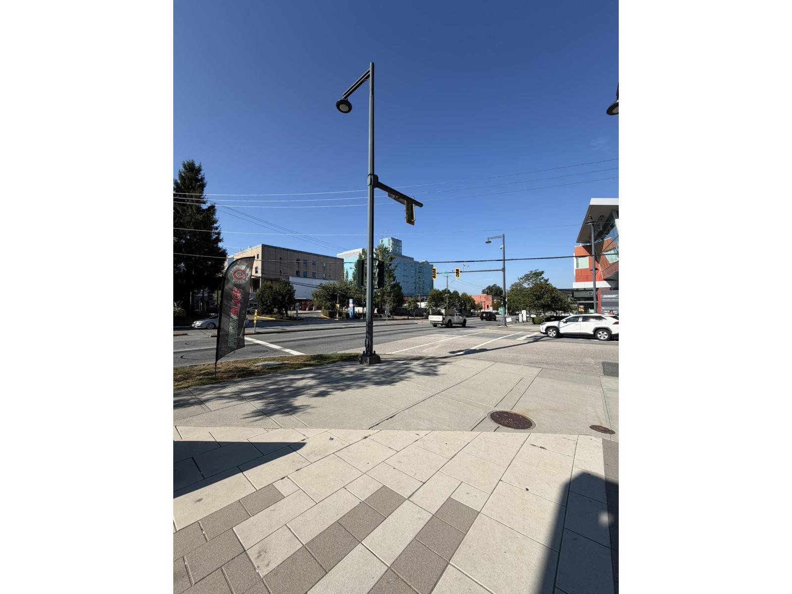 605 13761 96 Avenue, Surrey, British Columbia  V3V 0E8 - Photo 4 - C8081338