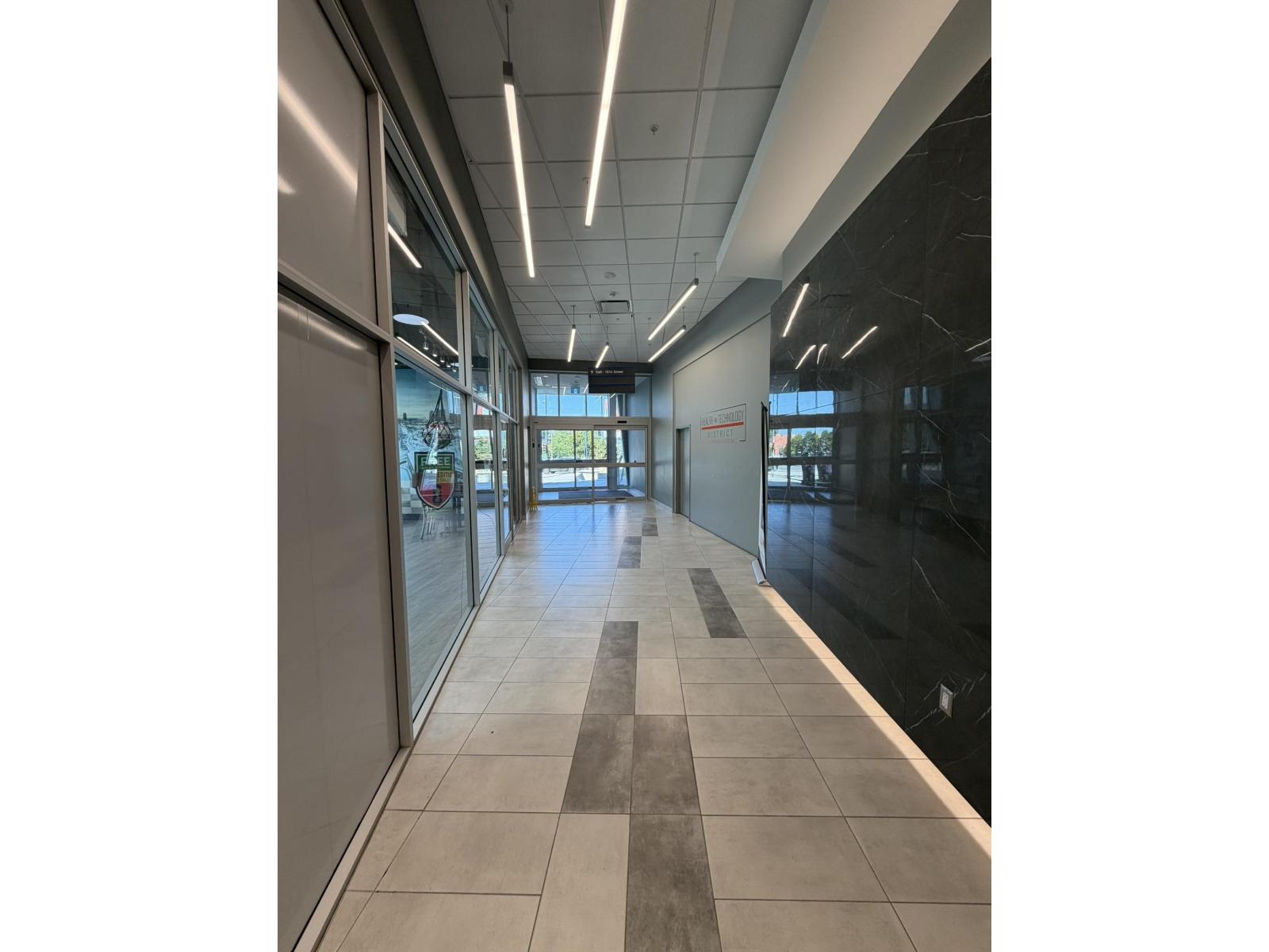 605 13761 96 Avenue, Surrey, British Columbia  V3V 0E8 - Photo 5 - C8081338
