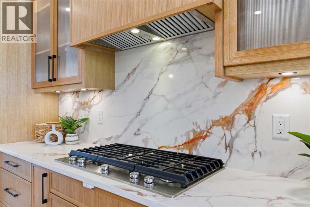 2119 Mackay Road NW, Calgary, Alberta  T3B 1C9 - Photo 9 - A2305142