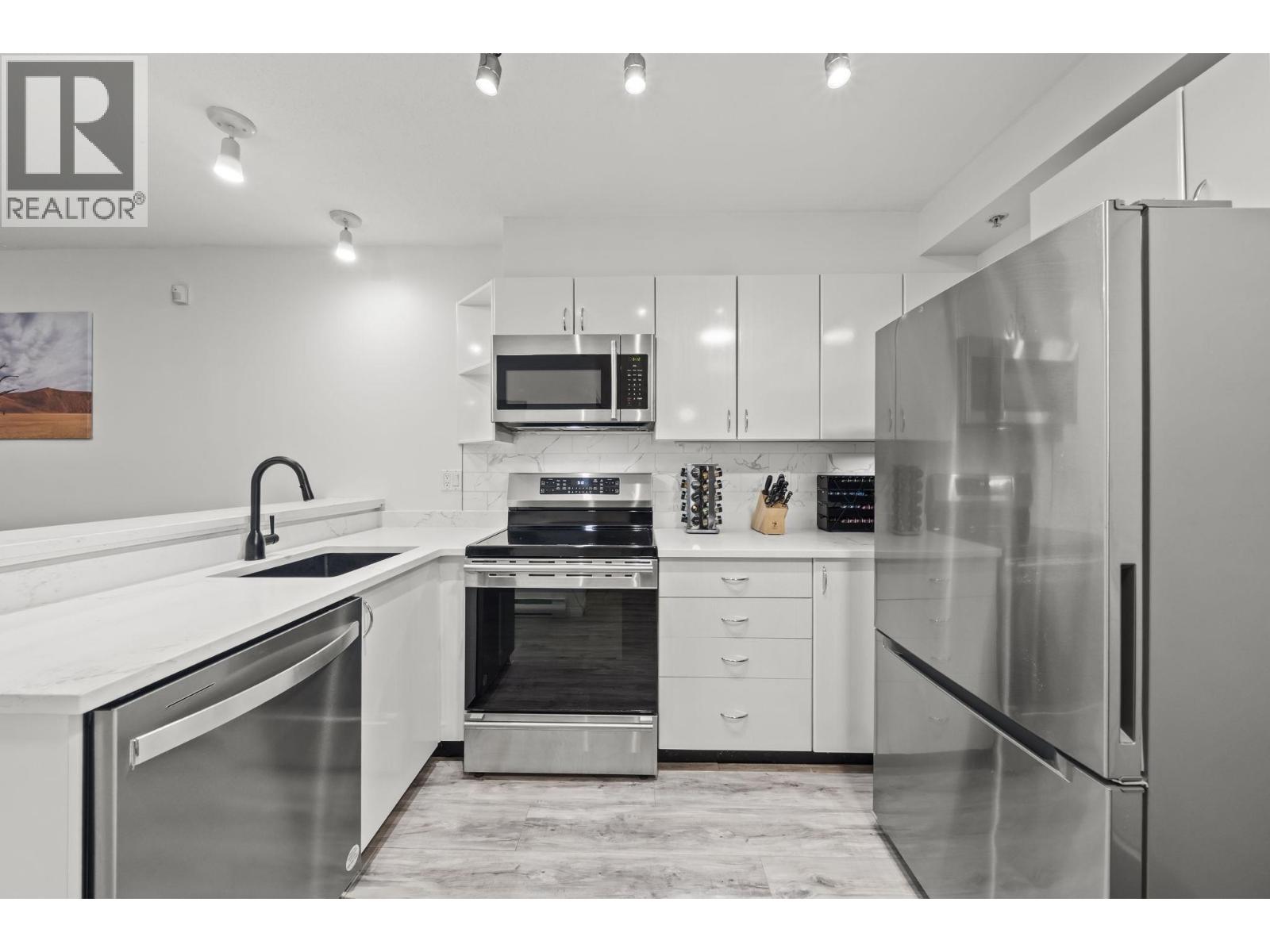 316 528 Rochester Avenue, Coquitlam, British Columbia  V3K 7A5 - Photo 5 - R3156750