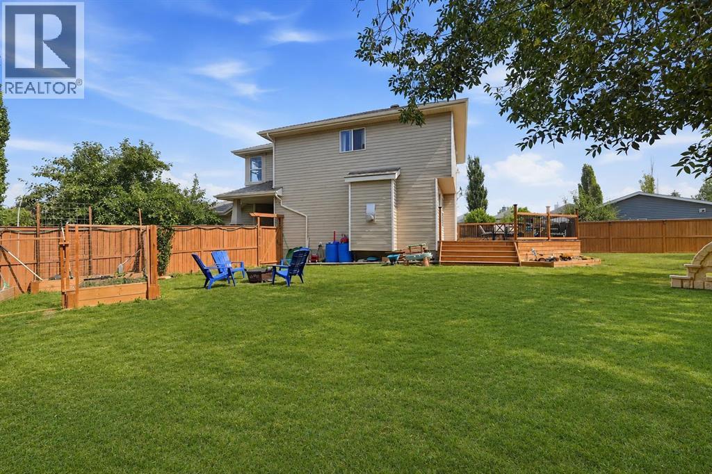 91 Bridleridge Crescent Sw, Calgary, Alberta  T2Y 4E9 - Photo 45 - A2318439