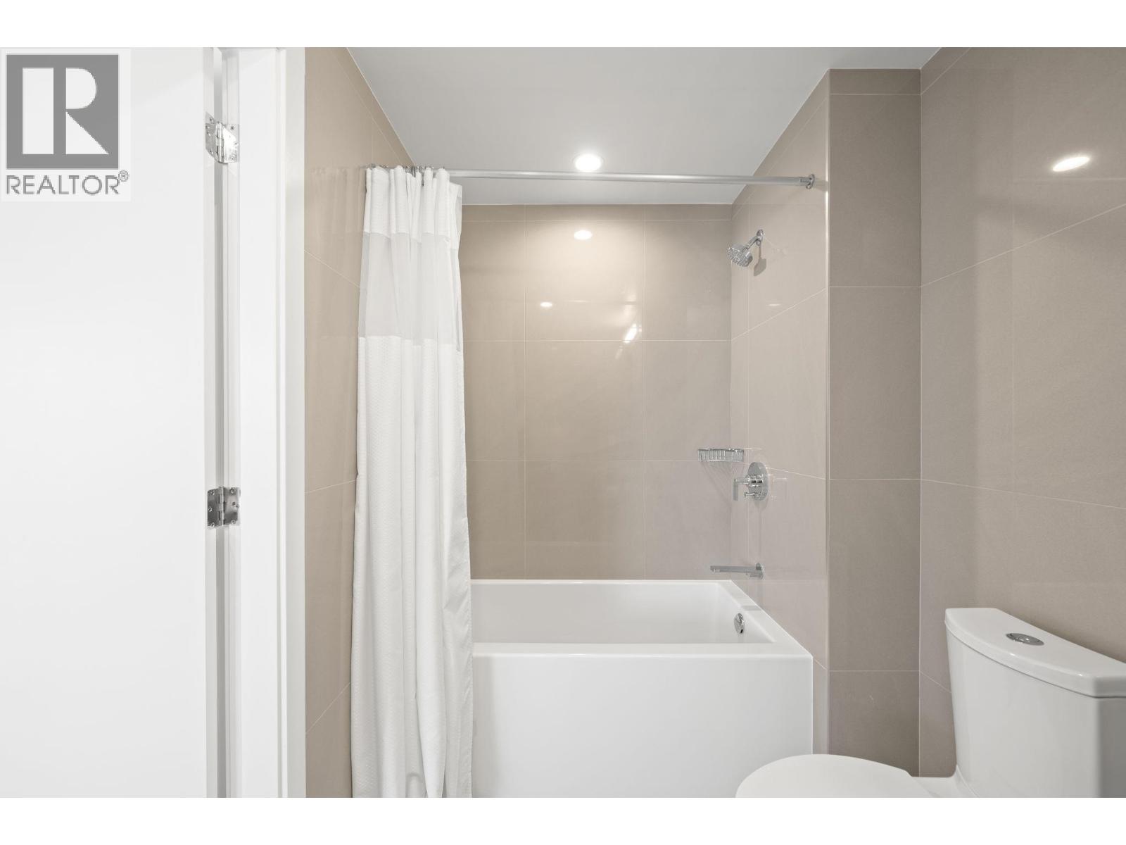 2402 618 Carnarvon Street, New Westminster, British Columbia  V3M 0N9 - Photo 17 - R3157035