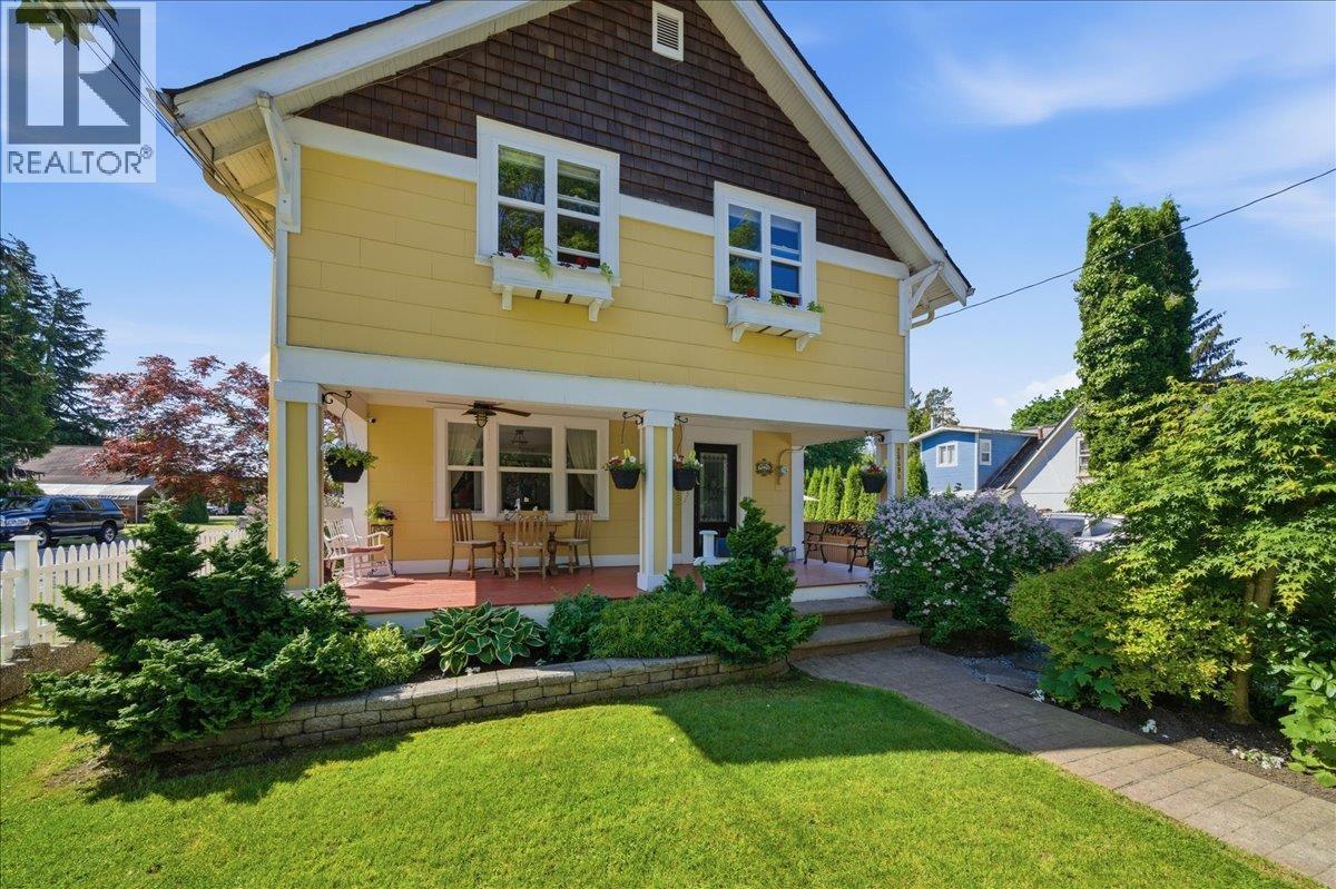 20590 Westfield Avenue, Maple Ridge, British Columbia  V2X 1L4 - Photo 1 - R3157026