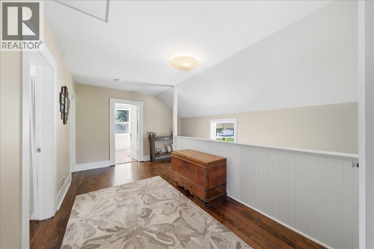 20590 Westfield Avenue, Maple Ridge, British Columbia  V2X 1L4 - Photo 24 - R3157026