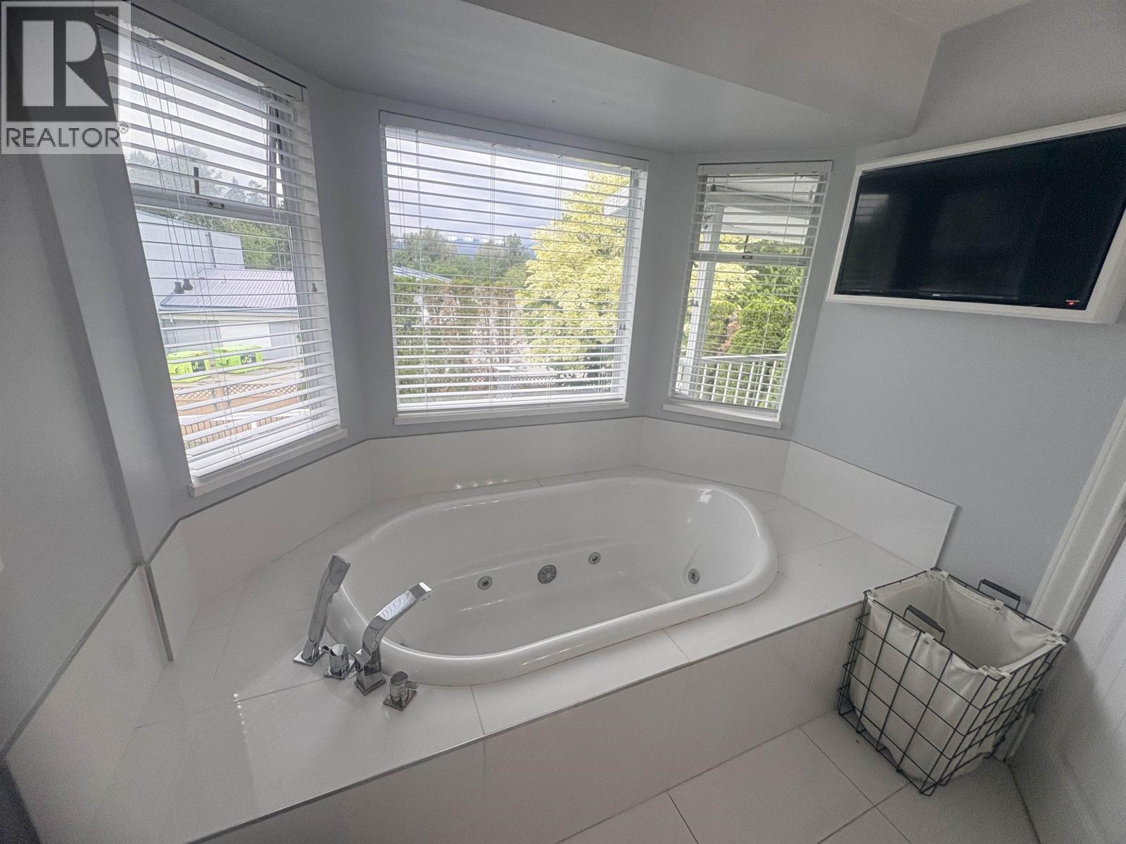 23017 122a Avenue, Maple Ridge, British Columbia  V2X 0X3 - Photo 11 - R3157034