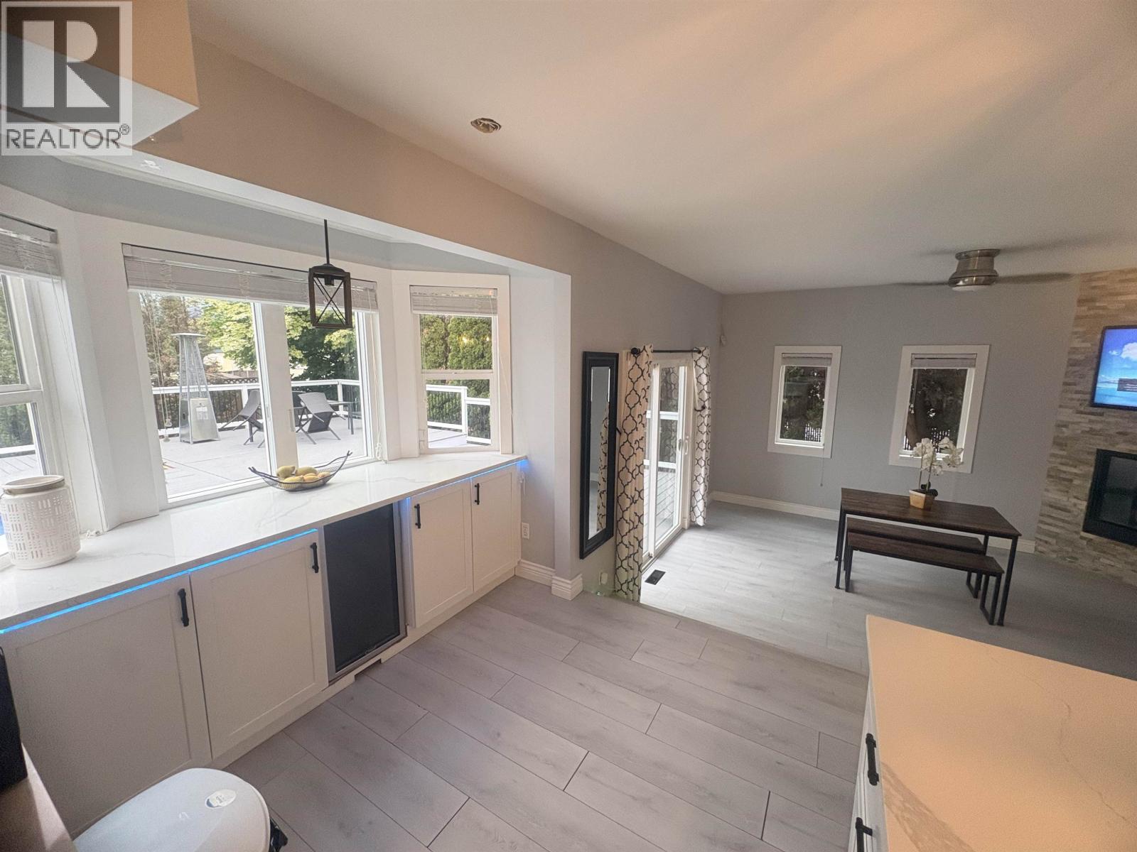 23017 122a Avenue, Maple Ridge, British Columbia  V2X 0X3 - Photo 7 - R3157034