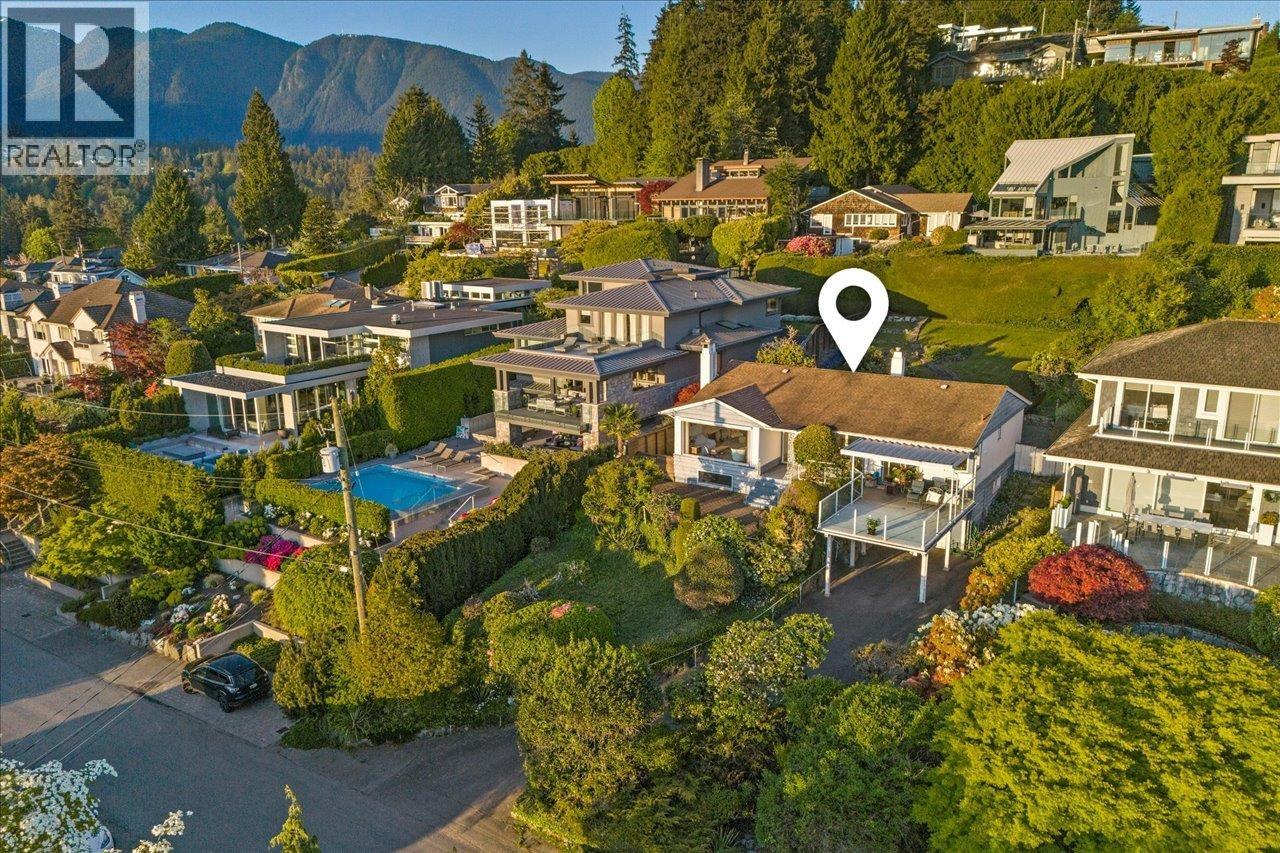 982 Braeside Street, West Vancouver, British Columbia  V7T 2K8 - Photo 34 - R3157046