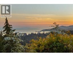 982 BRAESIDE STREET, West Vancouver, British Columbia