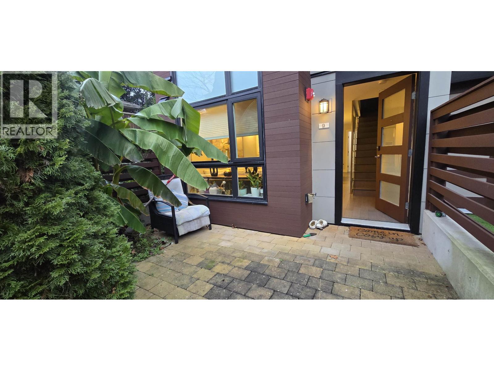 9 2358 Western Avenue, North Vancouver, British Columbia  V7M 2L3 - Photo 3 - R3157024