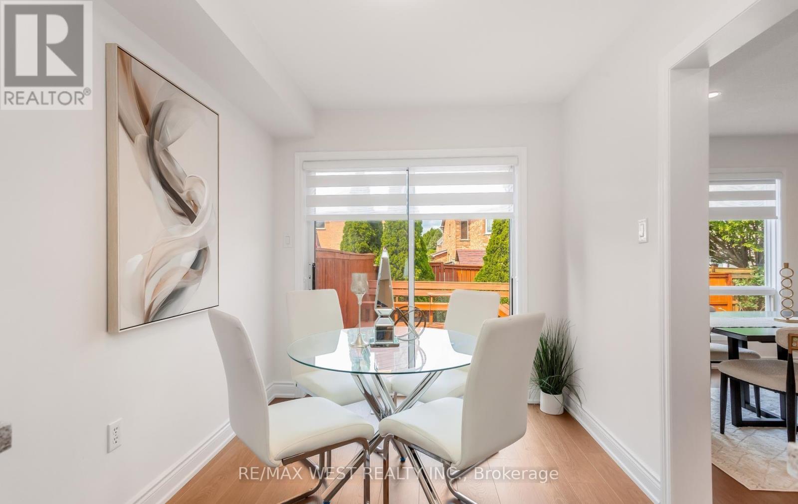 5239 Bushelgrove Circle, Mississauga, Ontario  L5M 6C5 - Photo 12 - W13689636