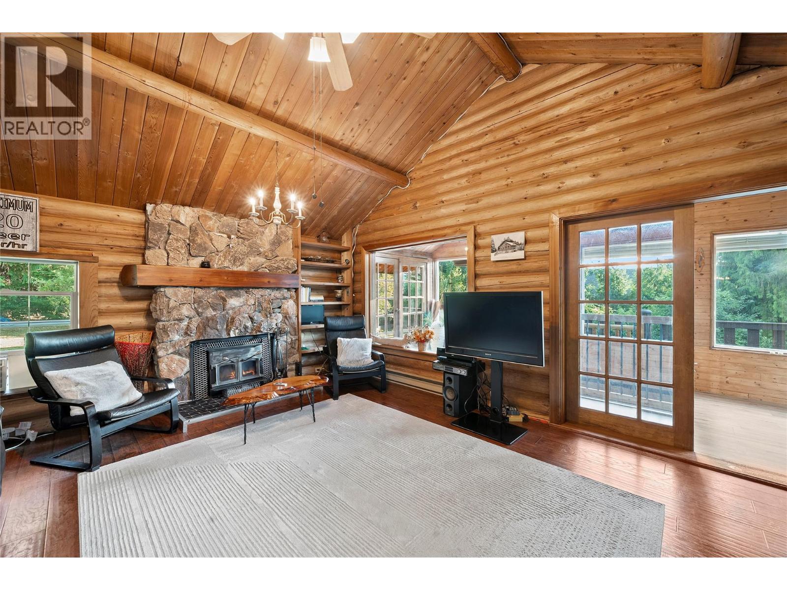 4061 Torry Road, Eagle Bay, British Columbia  V0E 1T0 - Photo 8 - 10395617
