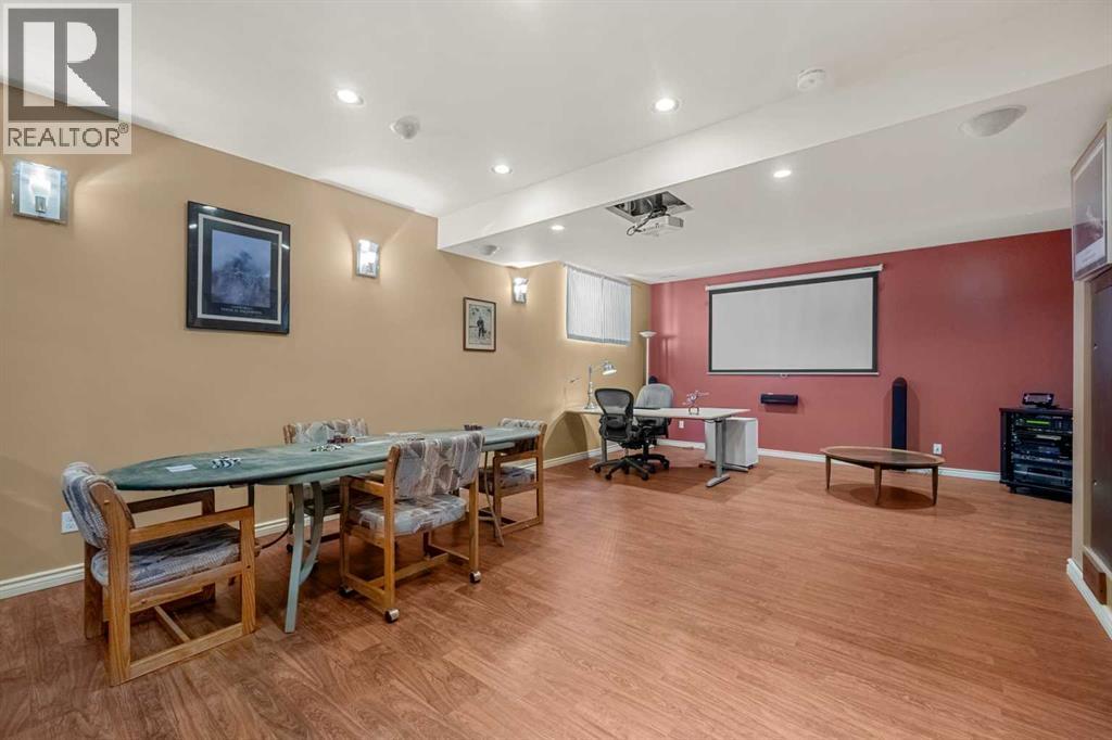 31 Elgin Green SE, Calgary, Alberta  T2Z 3Y8 - Photo 34 - A2334539
