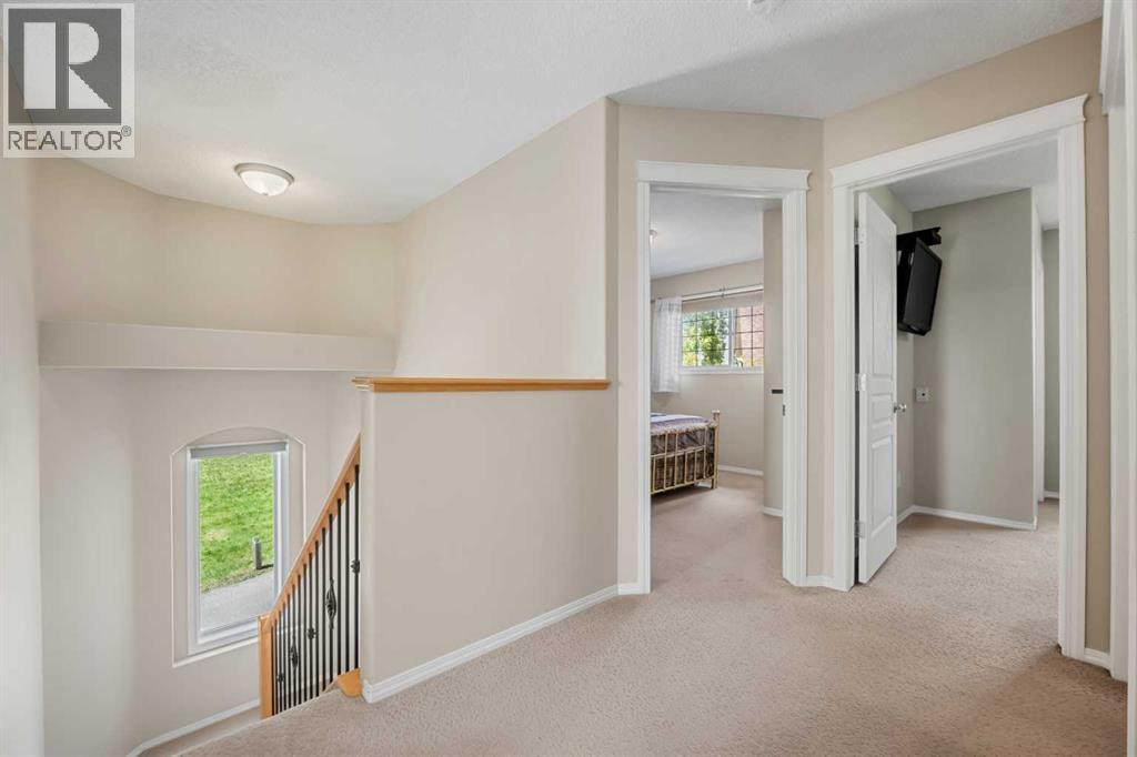 31 Elgin Green SE, Calgary, Alberta  T2Z 3Y8 - Photo 22 - A2334539