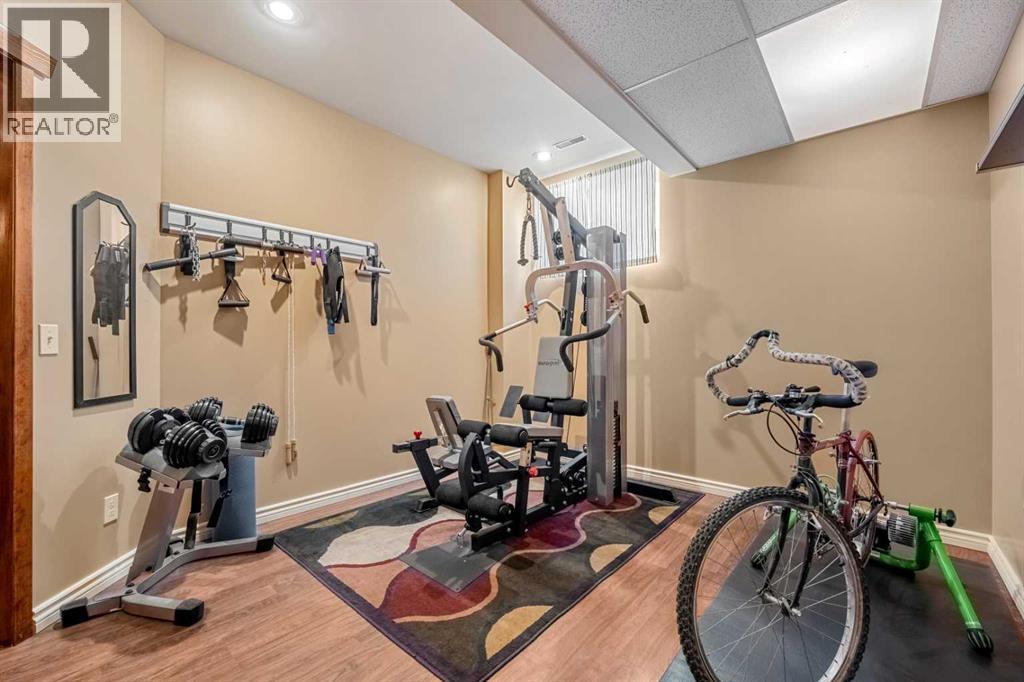 31 Elgin Green SE, Calgary, Alberta  T2Z 3Y8 - Photo 39 - A2334539