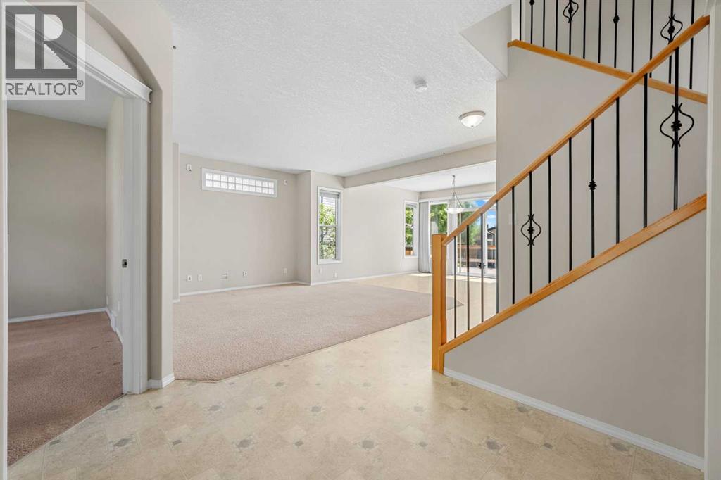 31 Elgin Green SE, Calgary, Alberta  T2Z 3Y8 - Photo 21 - A2334539