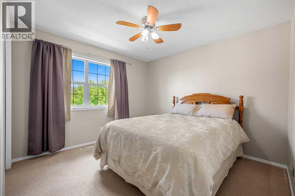 31 Elgin Green SE, Calgary, Alberta  T2Z 3Y8 - Photo 28 - A2334539