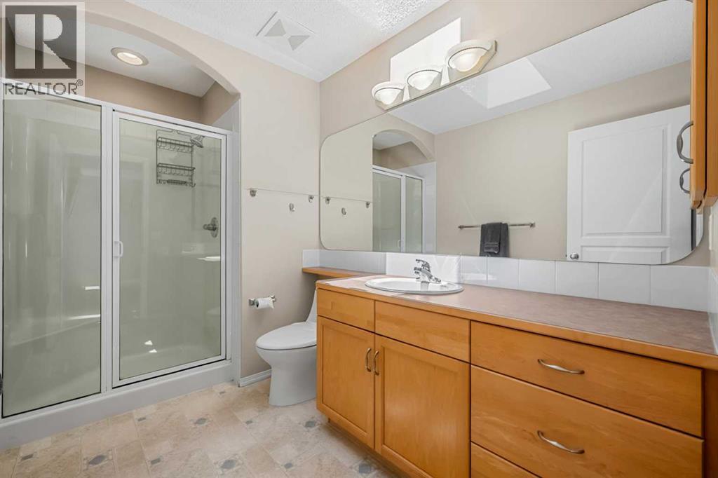 31 Elgin Green SE, Calgary, Alberta  T2Z 3Y8 - Photo 25 - A2334539