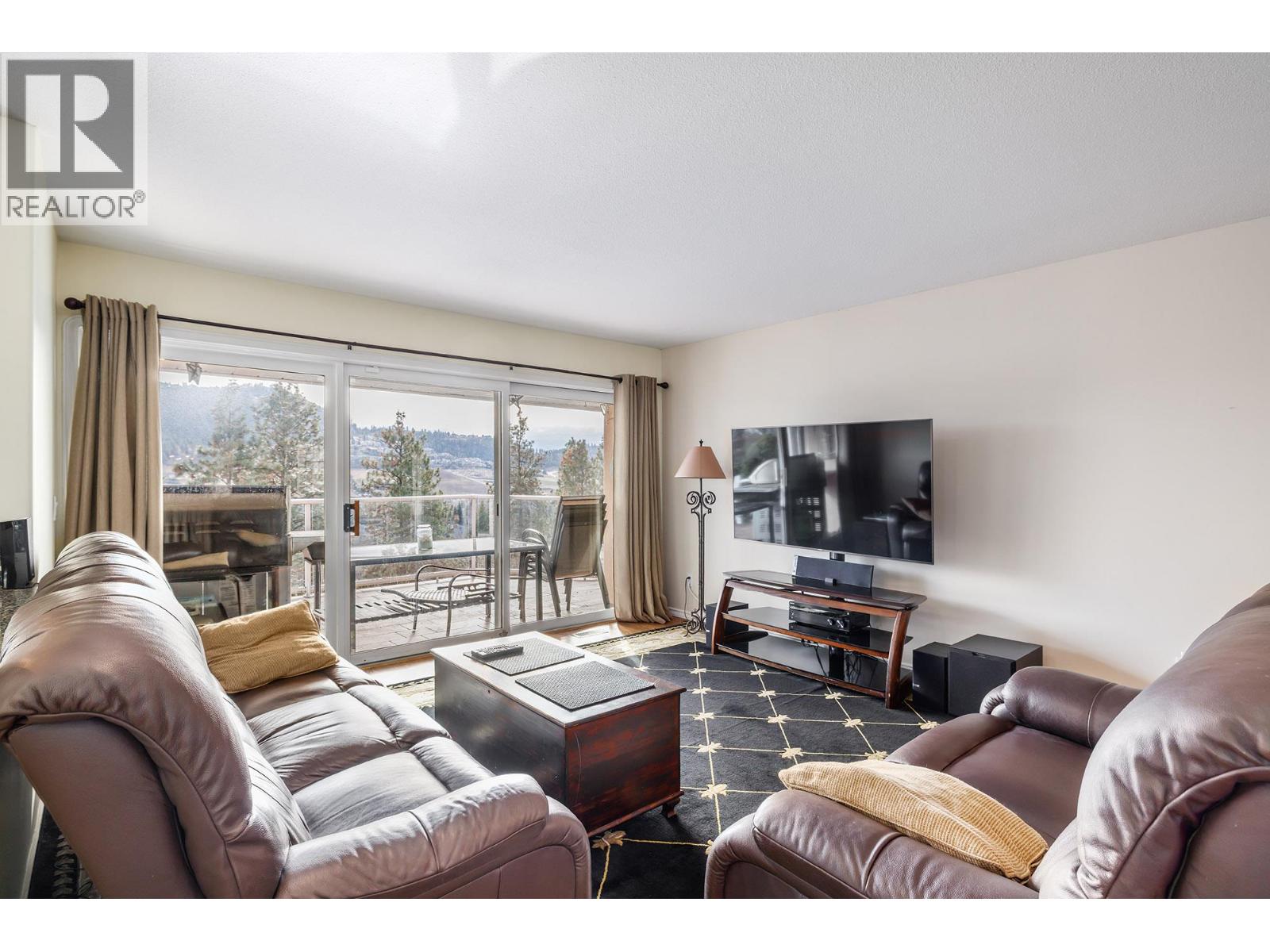 452 Glen Pine Court Unit# 19, Kelowna, British Columbia  V1V 1W7 - Photo 2 - 10392155