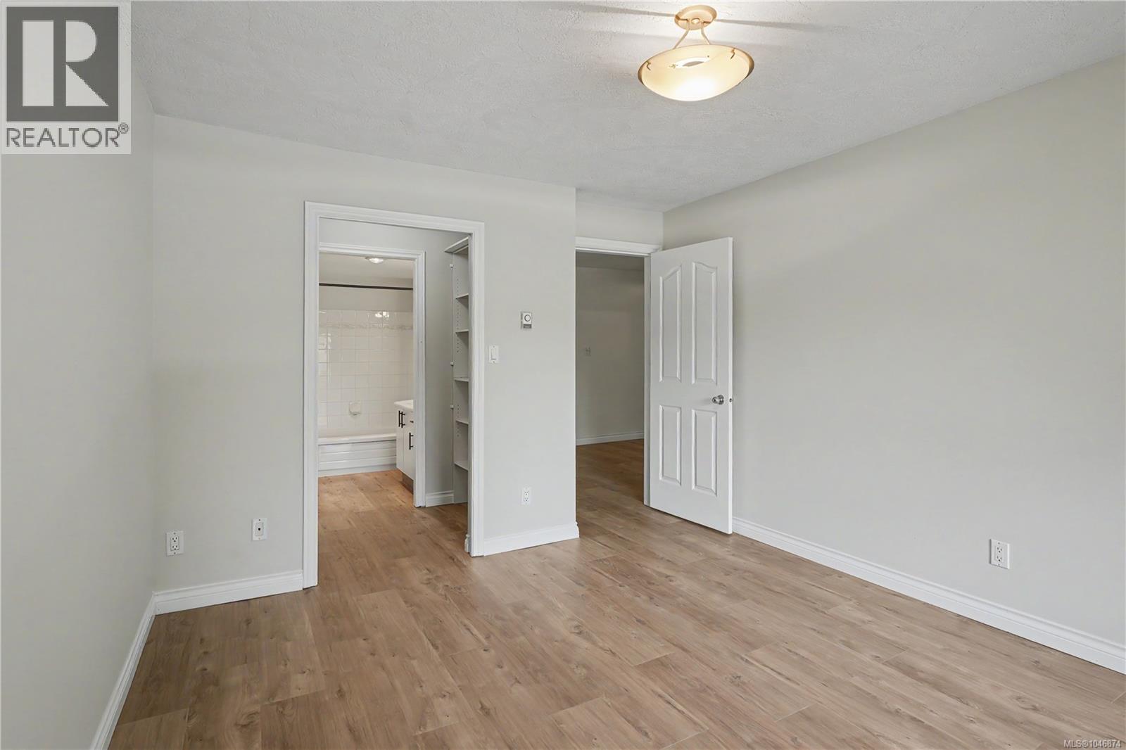 303 1190 View St, Victoria, British Columbia  V8V 5J2 - Photo 23 - 1046874