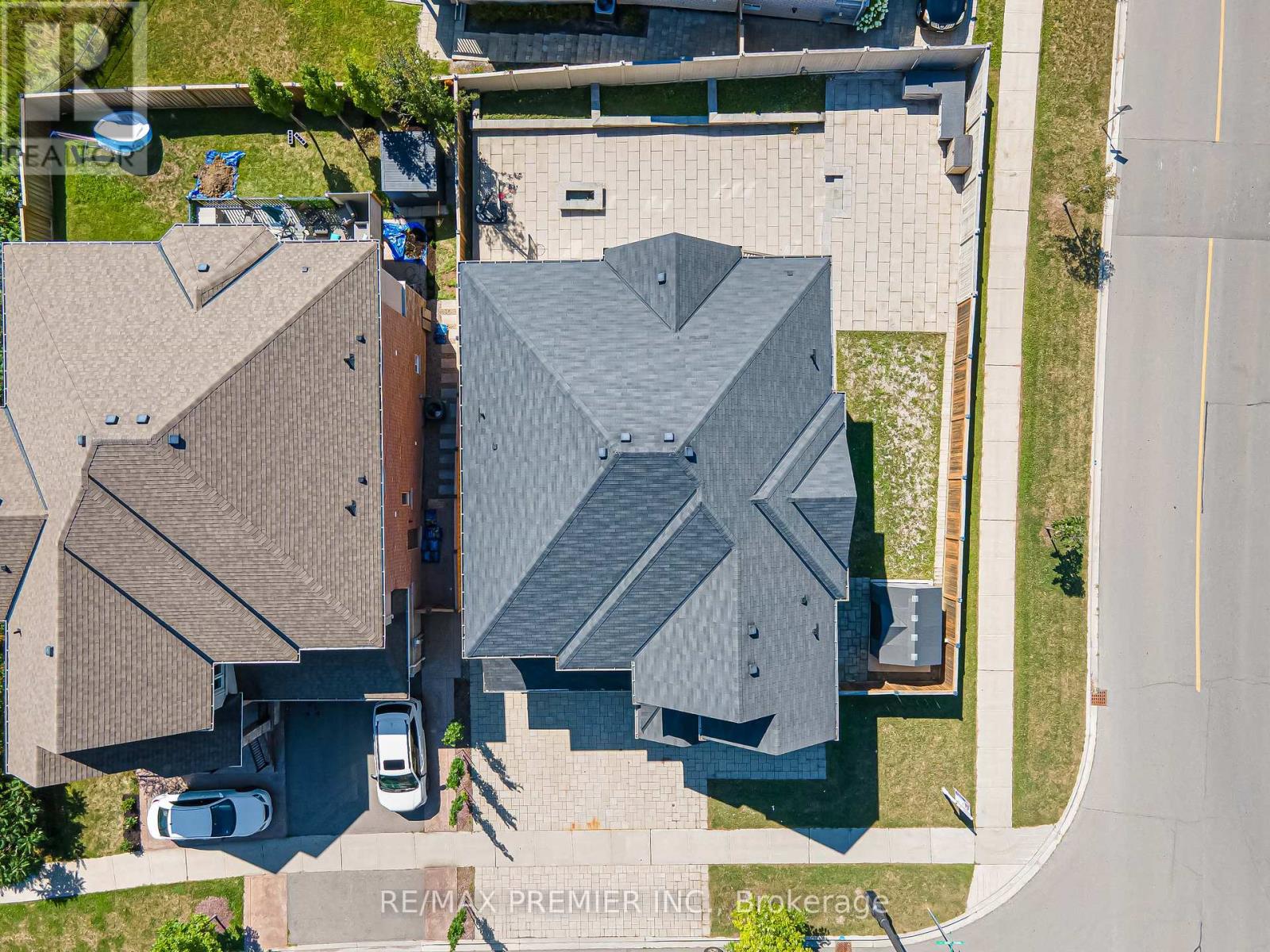 16 Kettle Valley Trail, King, Ontario L7B 0A6 - Photo 49 - N13689598
