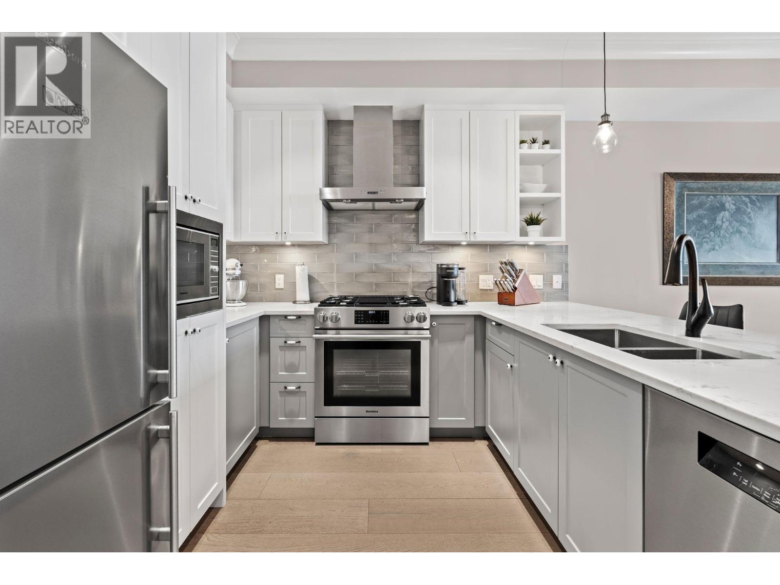303 3755 Chatham Street, Richmond, British Columbia  V7E 2Z4 - Photo 4 - R3156723