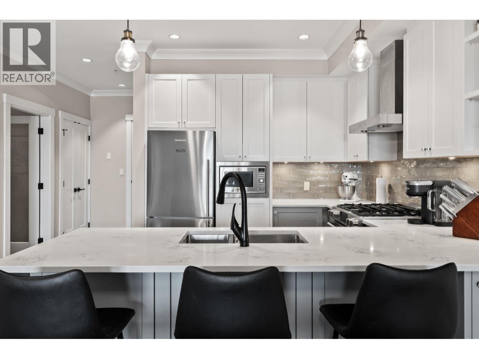 303 3755 Chatham Street, Richmond, British Columbia  V7E 2Z4 - Photo 8 - R3156723