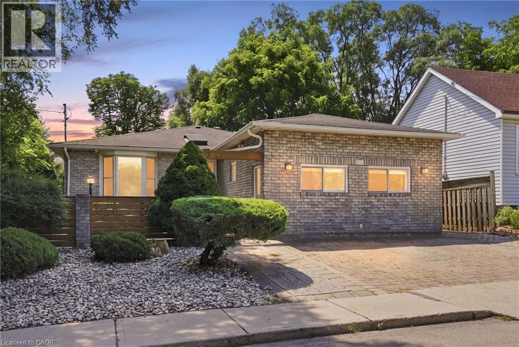 24 HILL Street, Hamilton, Ontario