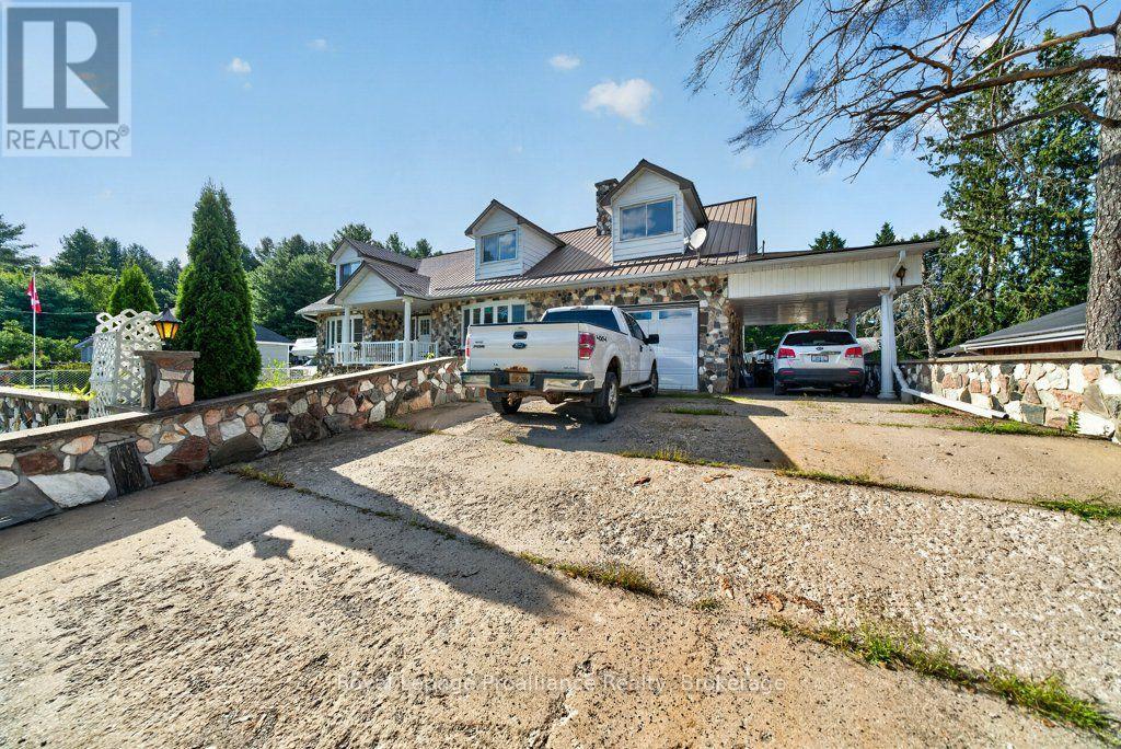 17 West Park Lane/ 32 Tall Pine Road, Addington Highlands, Ontario  K0H 2G0 - Photo 2 - X13689734