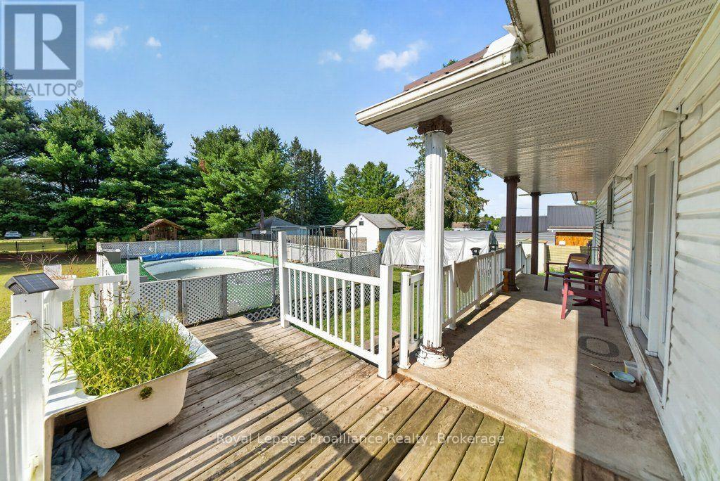 17 West Park Lane/ 32 Tall Pine Road, Addington Highlands, Ontario  K0H 2G0 - Photo 47 - X13689734