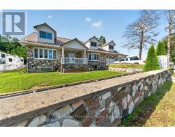 17 WEST PARK LANE/ 32 TALL PINE ROAD, Addington Highlands, Ontario