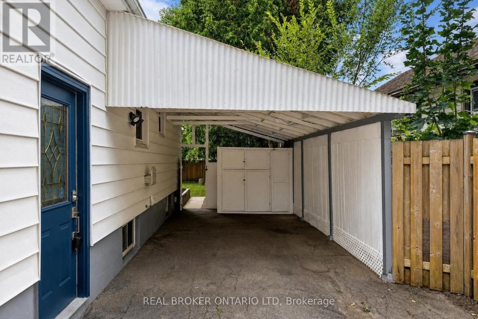 131 Bond Street, London South, Ontario  N6C 1W6 - Photo 3 - X13689756