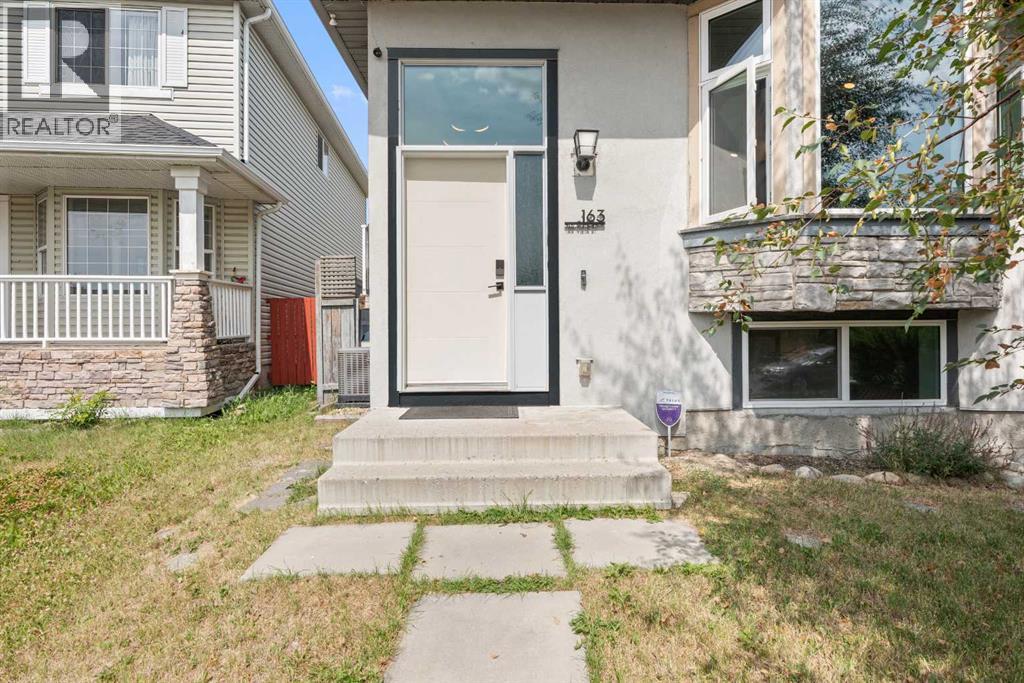 163 Taravista Street Ne, Calgary, Alberta  T3J 4S3 - Photo 2 - A2336013